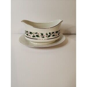 ROYAL LIMITED HOLLY HOLIDAY GOLD RIM GRAVY BOAT WITH UNDERPLATE Attached